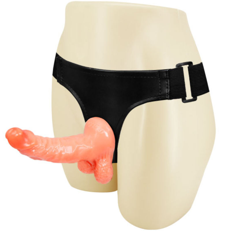 BAILE - HARNESS MIT REALISTISCHEM PENIS UND ULTRA LEIDENSCHAFTLICHEM VERSTELLBAREN HÖSCHEN 15,5 CM