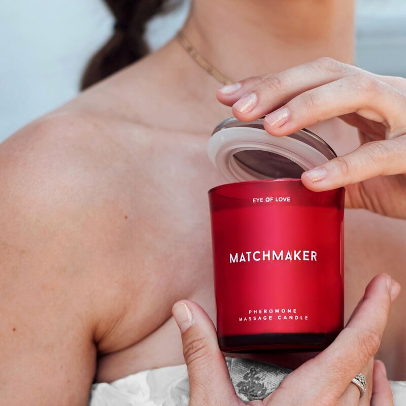 EYE OF LOVE - MATCHMAKER RED DIAMOND MASSAGEKERZE ZIEHT IHN AN 150 ML
