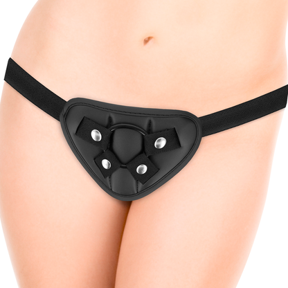 CYBER SILICOCK - STRAP-ON MASTER BEN FLÜSSIGE SILIKONFERENZ